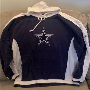 Reebok Dallas Cowboys hooded sweatshirt. Large.